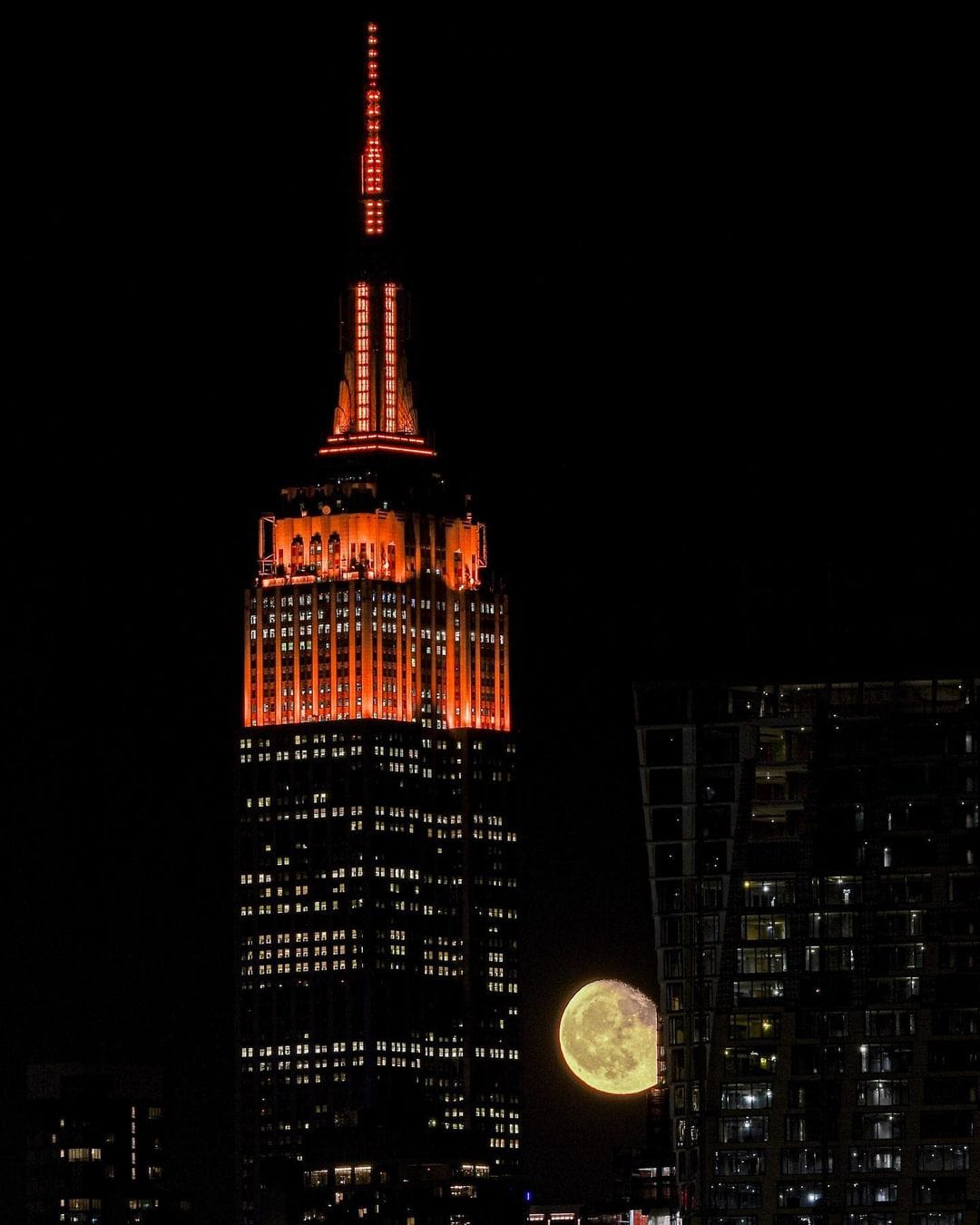 What Really Happened to the Bibas Family?